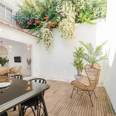 Casa Boma - Architect With Private Terrace - Alcantara Iii 아파트 리스본